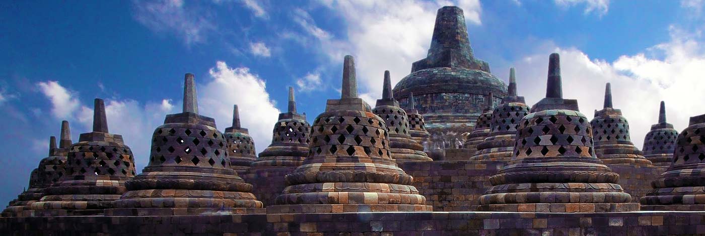 Borobudur & Prambanan Borobudur & Prambanan